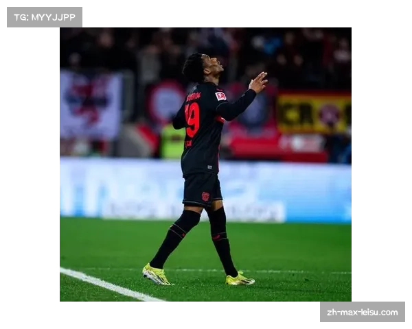 格里马尔多攻防全能 勒沃库森边路核心贡献3球2助攻